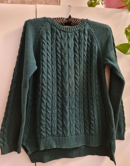 Piękny sweter Stradivarius, butelkowa zieleń