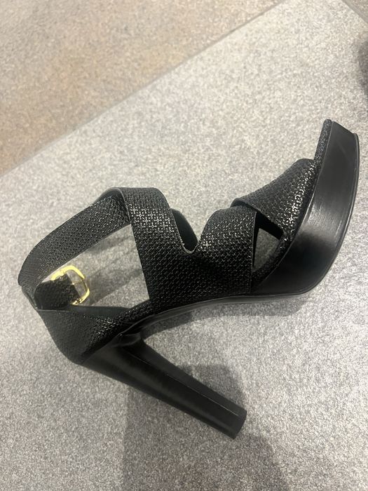 Sandálias PROF novas