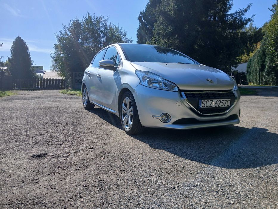 Peugeot 208 1.4 Hdi