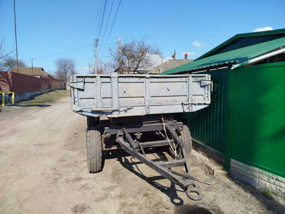 Продам причеп тракторний 2ПТС-4