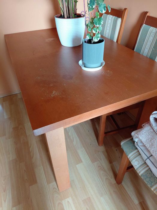 Do sprzedania STÓŁ z drewna