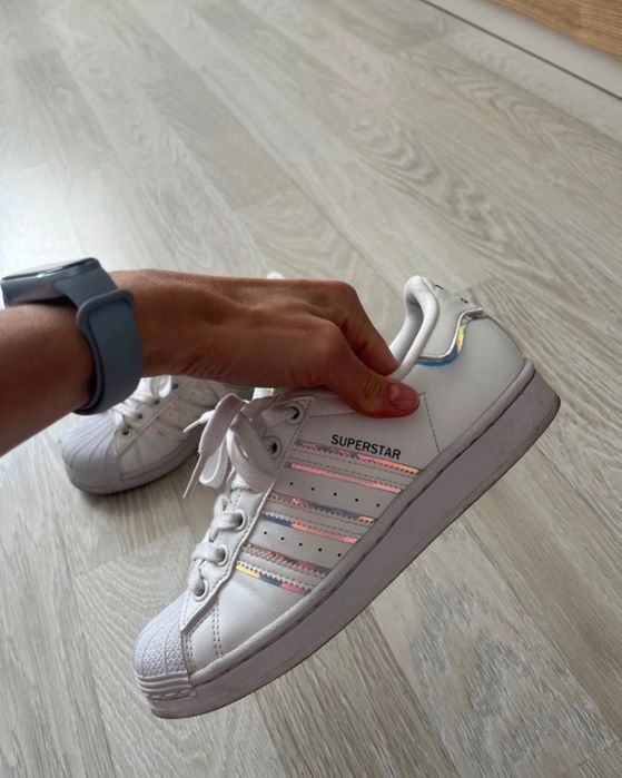 Adidas Superstar J białe r. 37 1/3