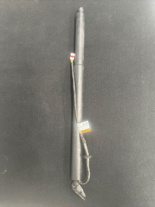 Amortecedor eléctrico da mala Hyundai Tucson 2016- EPC 81780-D3100 OEM