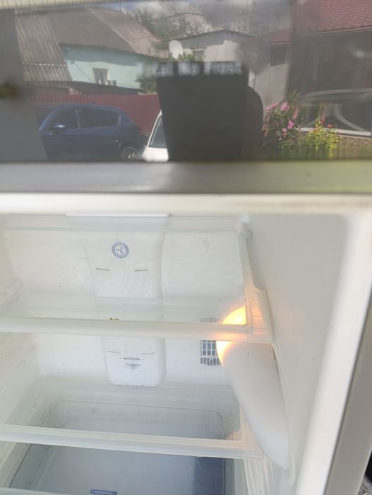 Холодильник  Whirlpool no frost