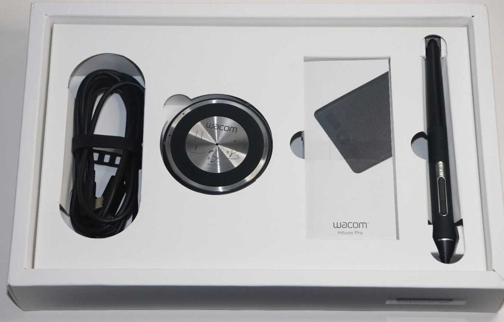 Графічний планшет Wacom Intuos Pro S (PTH-460)