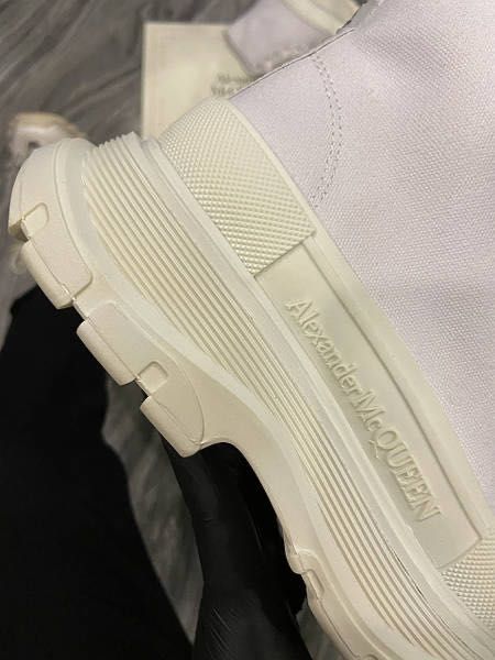 Жіночі кросівки Alexander McQueen кеди олександр маккуїн. Ботинки.