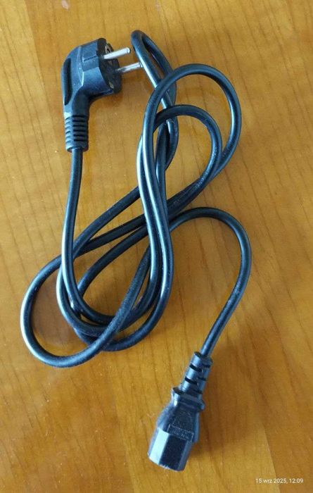 Kabel zasilający Well Shin v-75 16A 250V