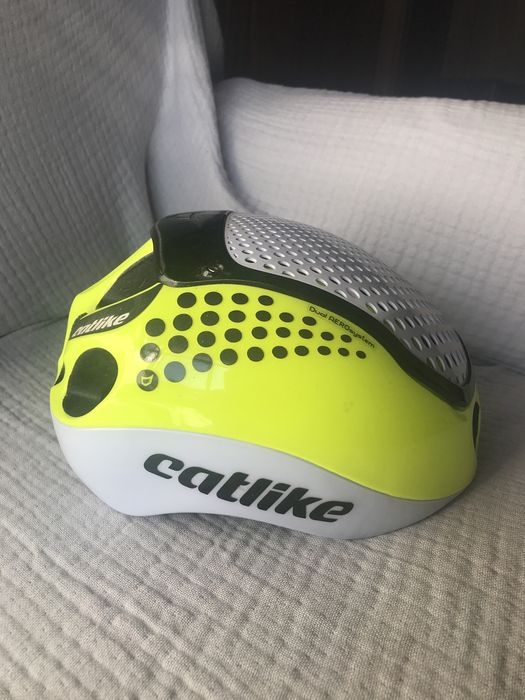 Capacete de ciclismo Catlike cloud 352.