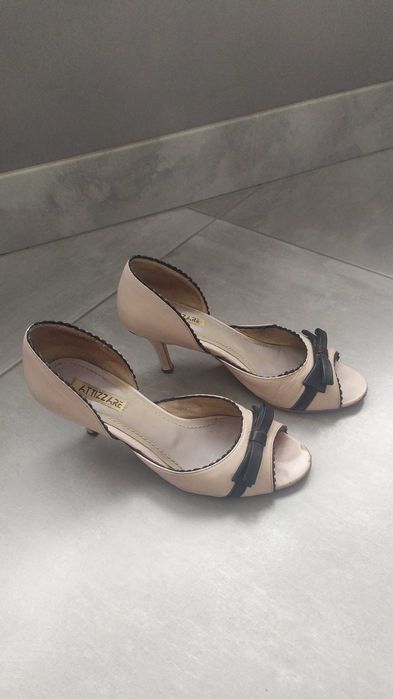 Отдам Туфли босоножки