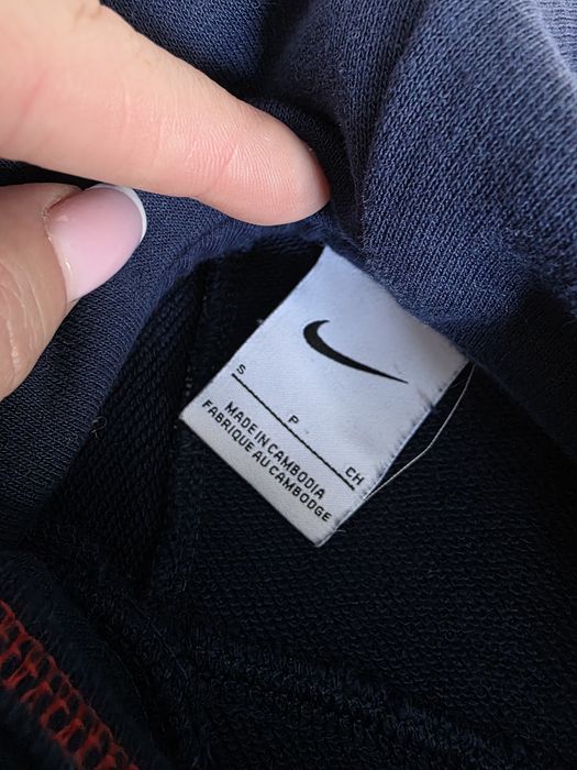 Meska bluza nike rozmiar s. Mały znaczek