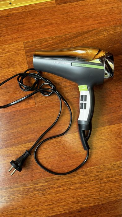 Продам фен.