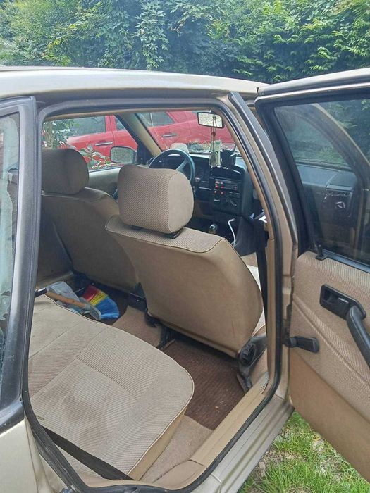 Volkswagen Passat B3