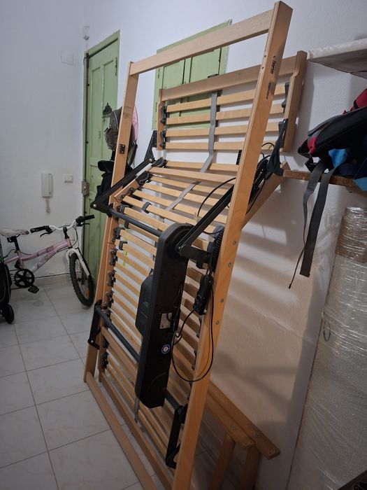 Cama articulada  hospitalar