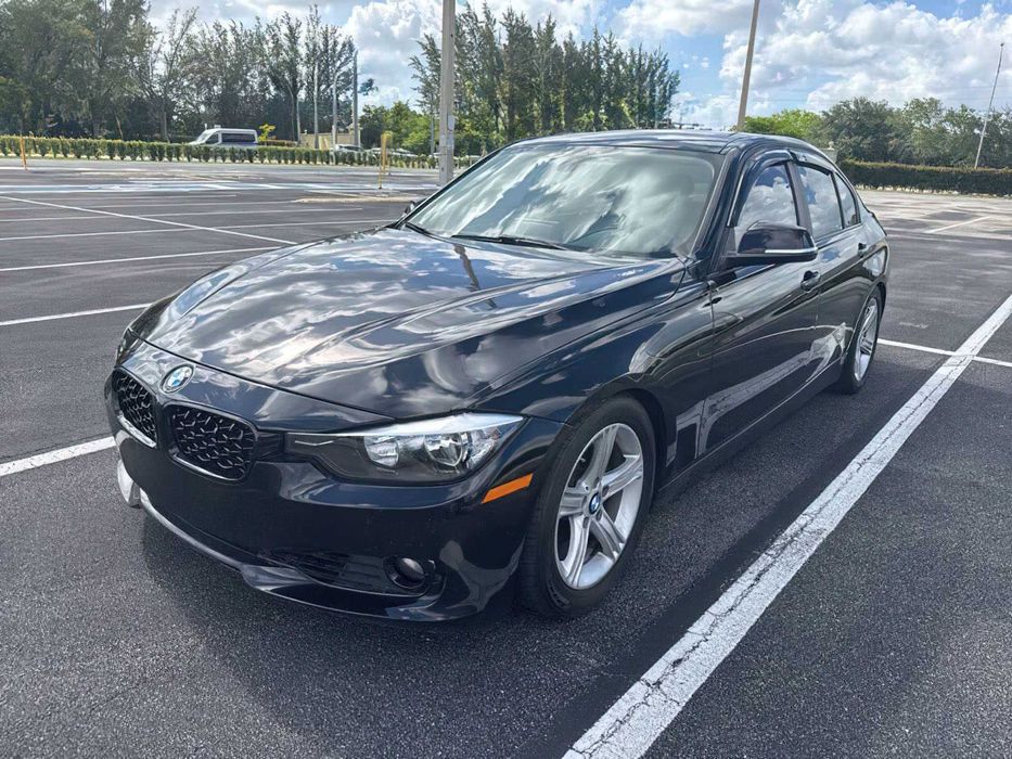 BMW 3 Series 328i      2015