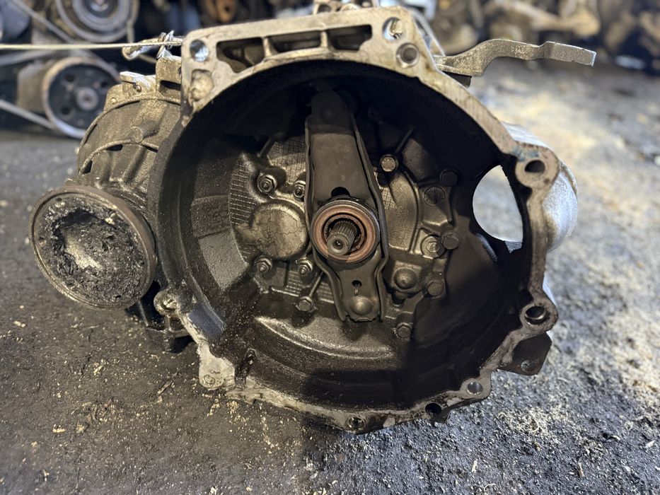 Кпп Коробка передач Фольксваген 1.9 тді Гольф туран кадік JCR 5-ка