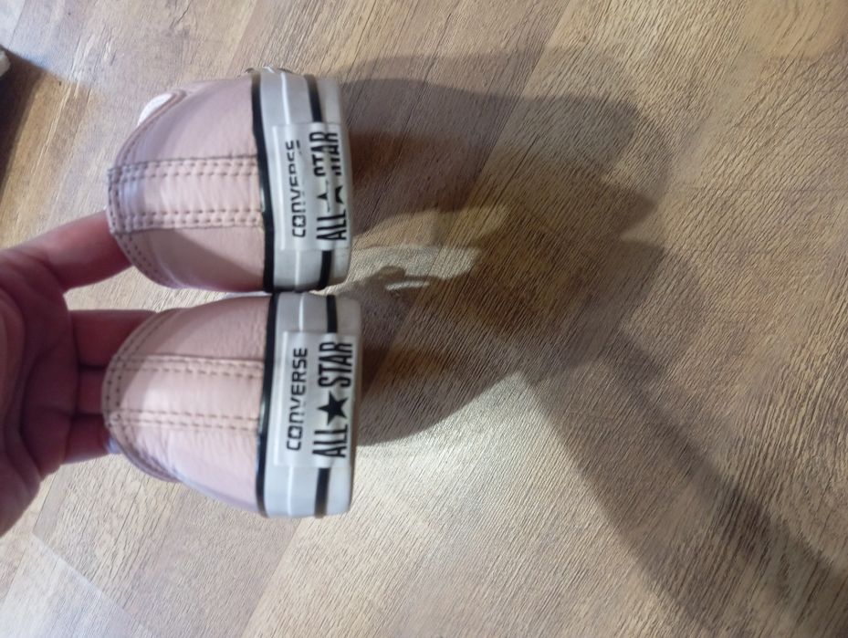 Converse 41-42 шкіряні кеди. жіночі кеди. рожеві кеди