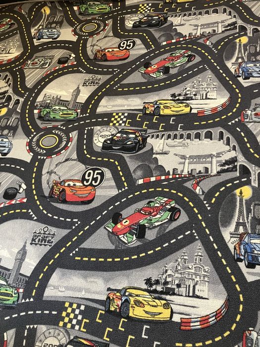 Dywan Zygzak Mcqueen, Disney Cars, ulice, miasto.