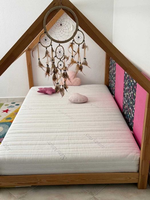 Cama de criança tipo tenda