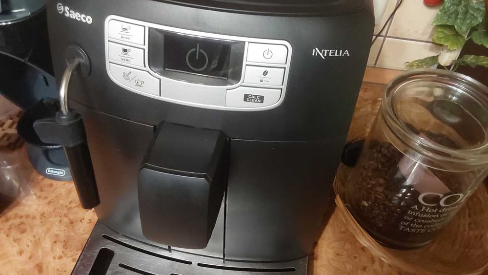 Кофемашина Saeko