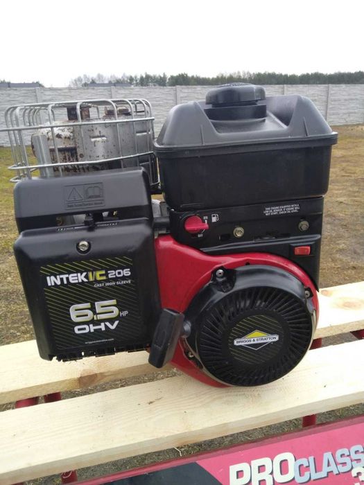 Silnik Briggs & Stratton Intek 206 Milicz • OLX.pl