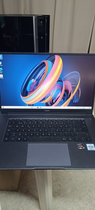 Portátil HUAWEI matebook d 15 como novo