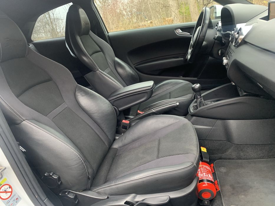 Audi a1 2.0Tdi s-line biala perla bi xenon navi CARPLAY