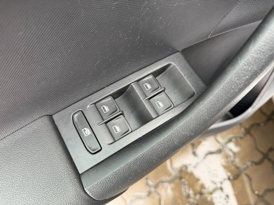 Продам Skoda Rapid 2013