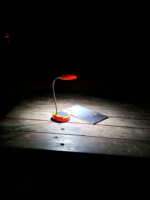 Candeeiro a energia solar