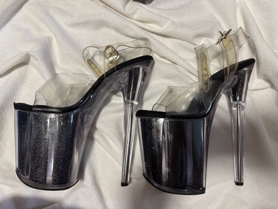 Стріпи pleaser трійки