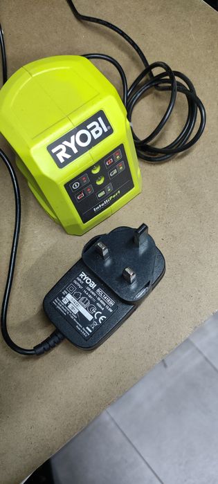 Ładowarka Ryobi 18V