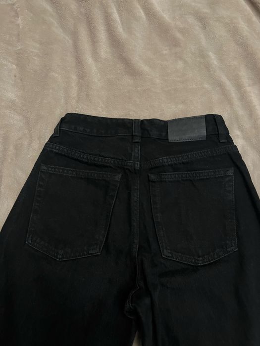 жіночі джинси з блискітками Pull&Bear