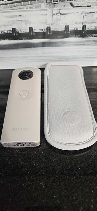 Ricoh Theta SC2 kamera sferyczna 360° + statyw.