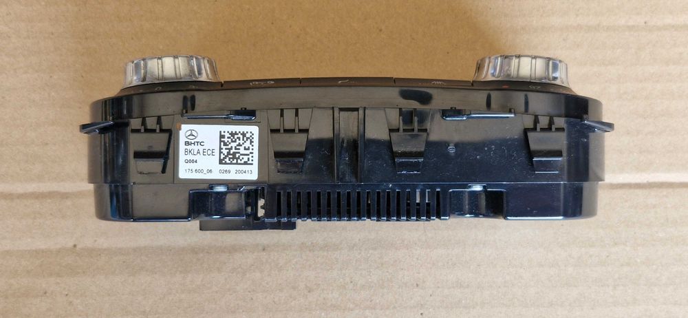 Climatronic/comando sofagem Mercedes-Benz Classe-A (W176). 2013.