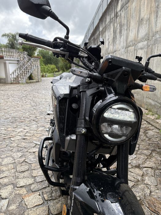 CB125R 2024 muitos extras