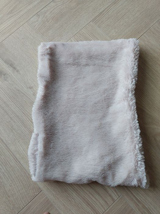 Komin damski pódrowy róż