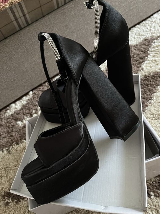 Туфлі братц/versace на високій платформі