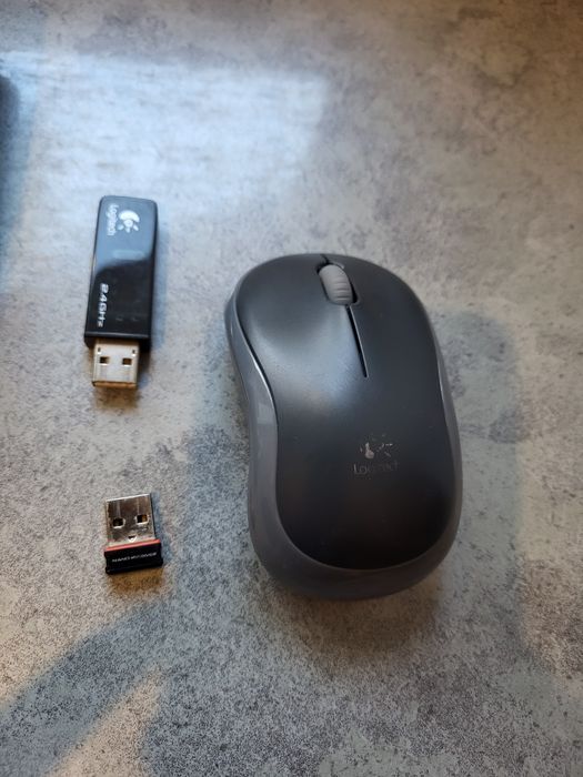 Zestaw bezprzewodowy Logitech klawiatura i mysz