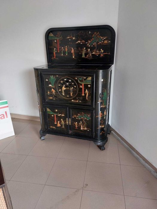 Móvel chinês antigo versátil com pérolas embutidas