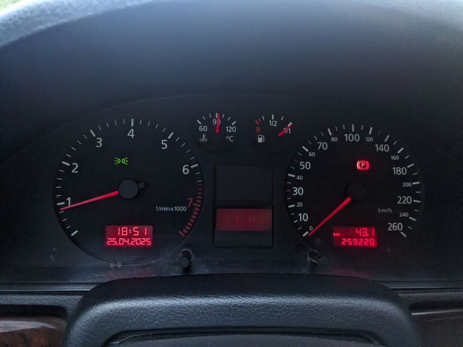 AUDI A4B5 1.6 ANA Restaling