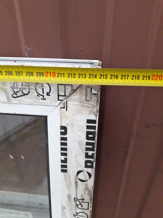 Якісне металопластикове вікно Rehau