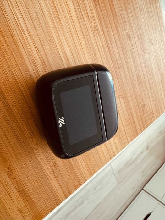 JBL tour pro 3 box