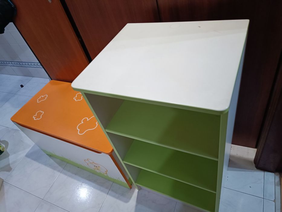 Movel Baú + Estante Infantil Moviflor (Linha Curly) – Ótimo Estado