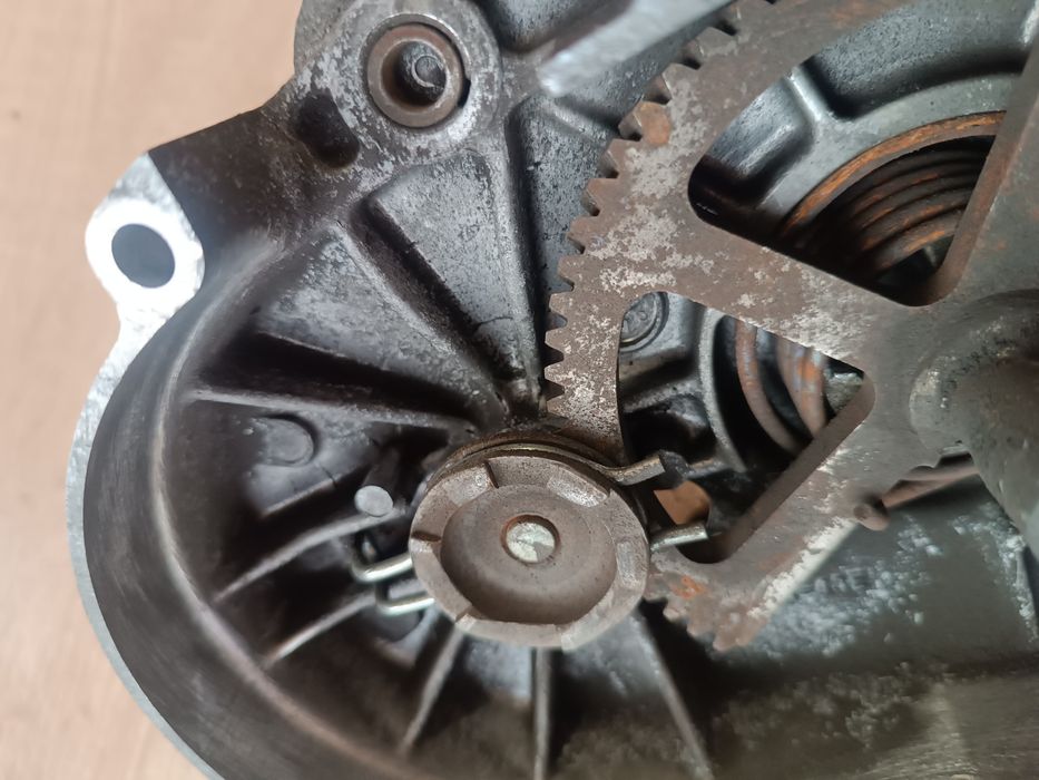 Крышка вариатора Suzuki lets