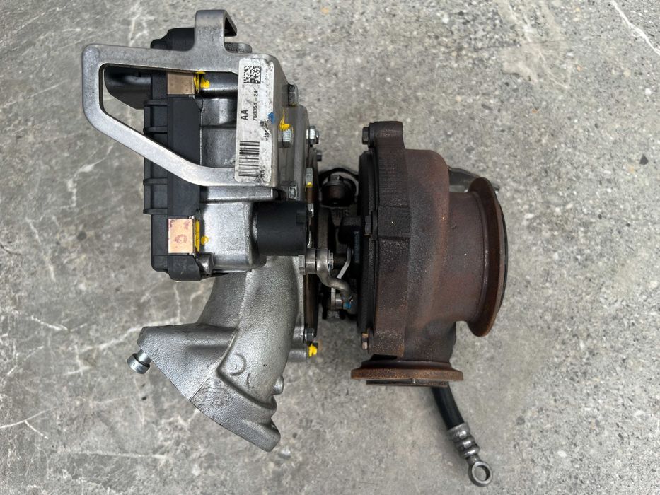 Турбіна BMW 5 E60 BMW 7 E65 E66 E67 730d 3.0 D