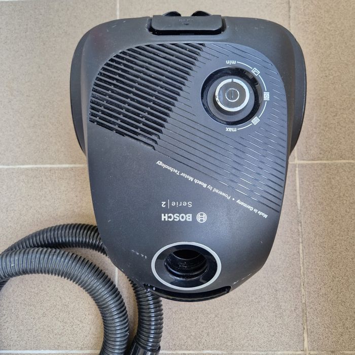 Odkurzacz Bosch BGLS2BA3D