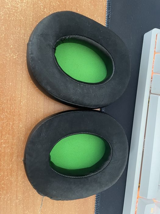 Геймерські навушники Razer з мікрофоном