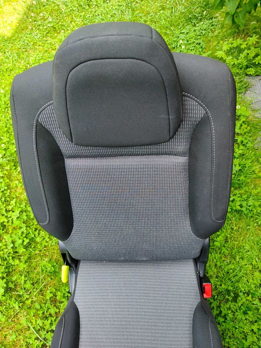 Fotel 3-ci rząd Toyota Proace City Verso