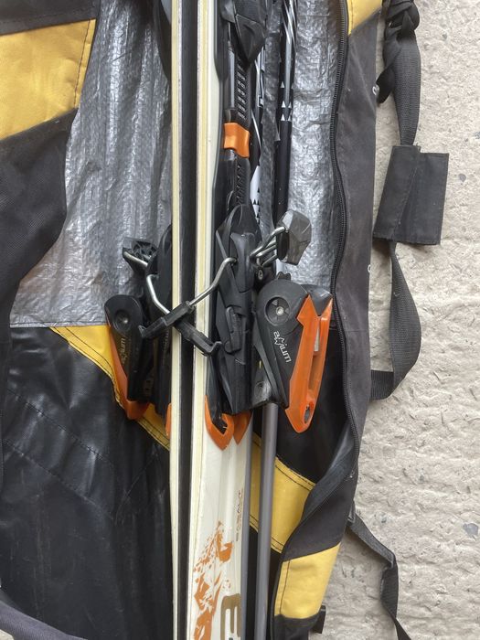 Фірмові лижі  іі боти