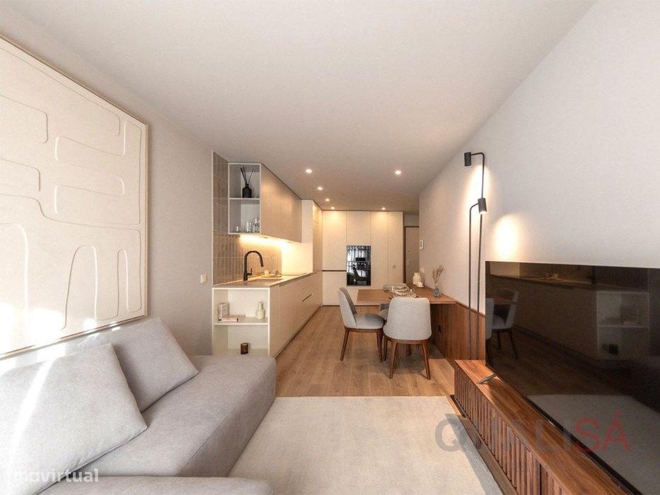 Apartamento T1 novo com varanda e lugar de garagem em S. Vítor em B...
