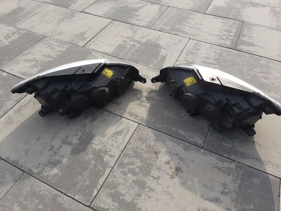 Reflektor lampa przód prawa lewa /europejska/ Vw passat cc